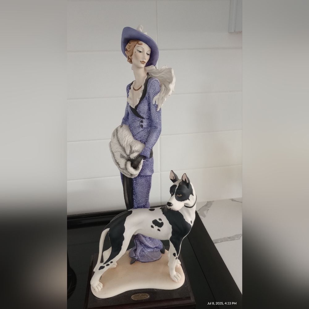 ITALIAN SCULPTOR ARMANI'S LADY WITH DOG LIMITED EDITION OOAK PIECE 4028/5000